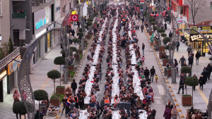 Pınar Bulvarı’nda Binler Gönül Sofralarında Buluştu